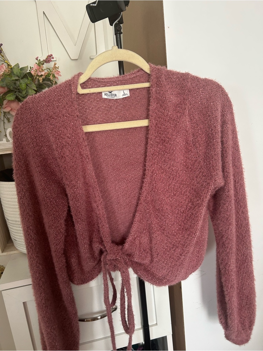 Hollister Dusty Rose Tie-Front Fuzzy Cropped Cardigan